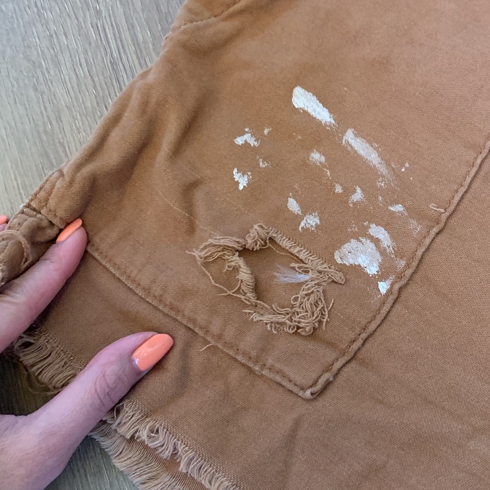 Urban Outfitters high waisted distressed shorts - Picture 4 of 4